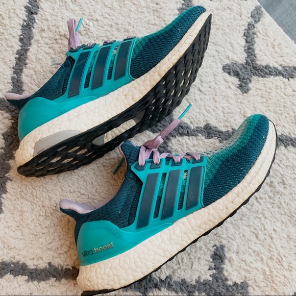 Adidas Ultra Boost Running Shoe - Picture 4 of 6